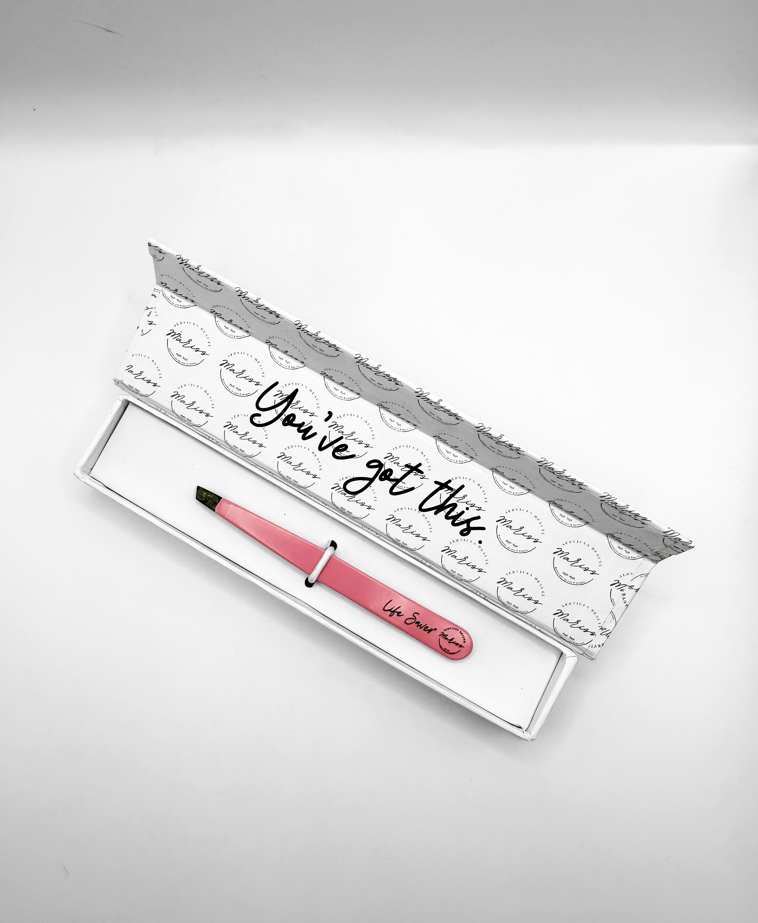 Life Saver ♡ Brow Tweezer